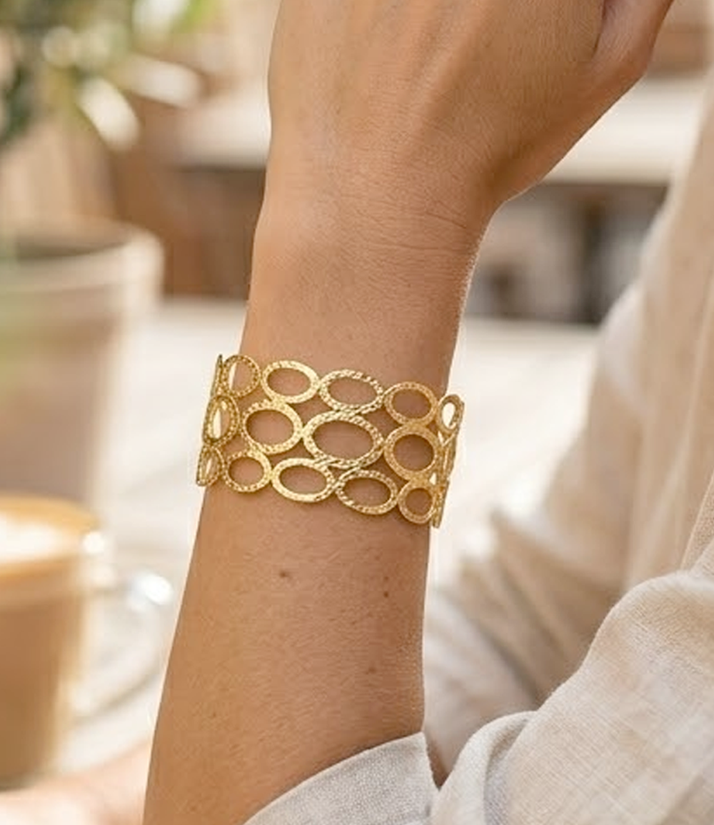 Bracelts
